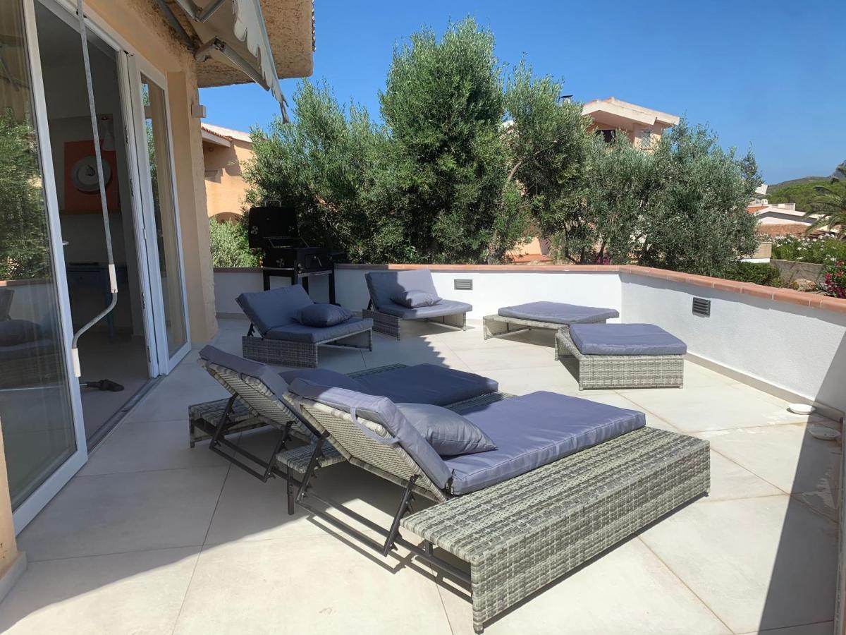 Bona Ciurrata Hotel Golfo Aranci Exterior photo
